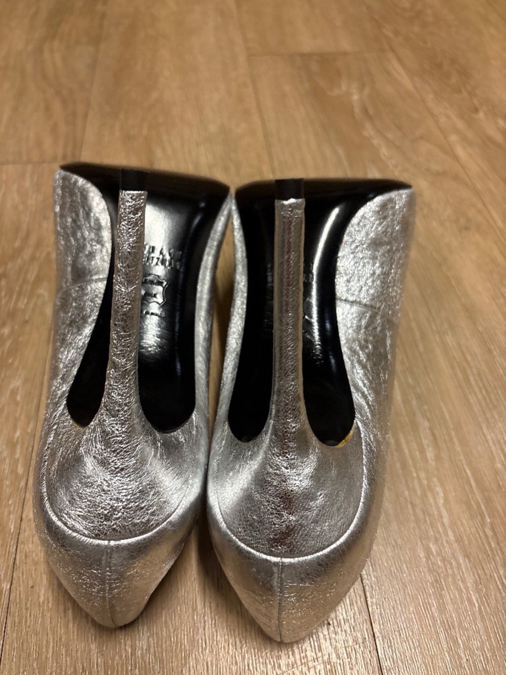 STUART WEITZMAN silver foil heels NEW IN BOX 12W - Picture 5 of 14